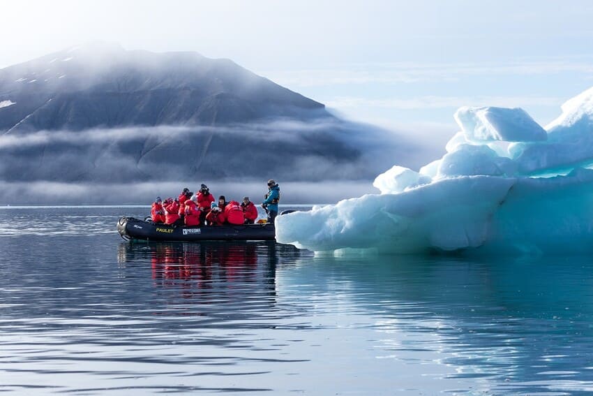 9-Spitzbergen-kreuzfahrt-Eisberge-Anlandungen.jpeg